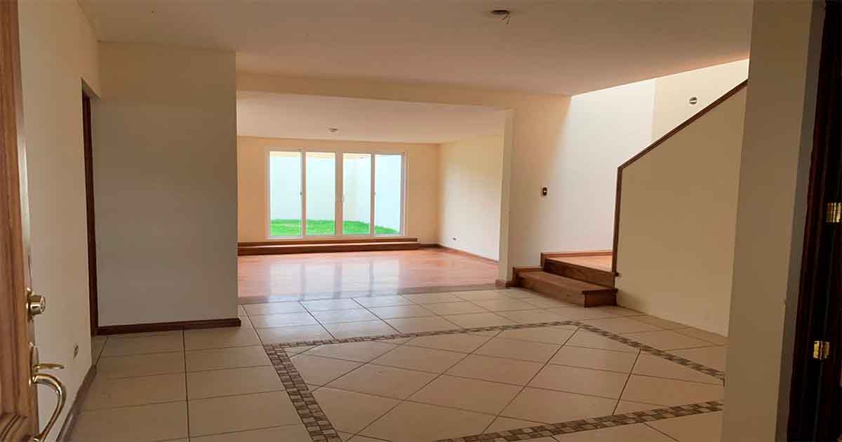 Venta de Casa o Casas, Terrenos, Propiedades, Apartamentos, Inmuebles en Guatemala, zona 11, zona 7, zona 2, zona 18, zona 16, Mixco, Carretera Al Salvador, Fraijanes, Santa Catarina Pinula, Antigua Guatemala, Villa Nueva, Villa Canales, San Miguel Petapa - Venta o Alquiler de Casas En Guatemala